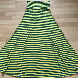 Lularoe XS Maxi NWOT.